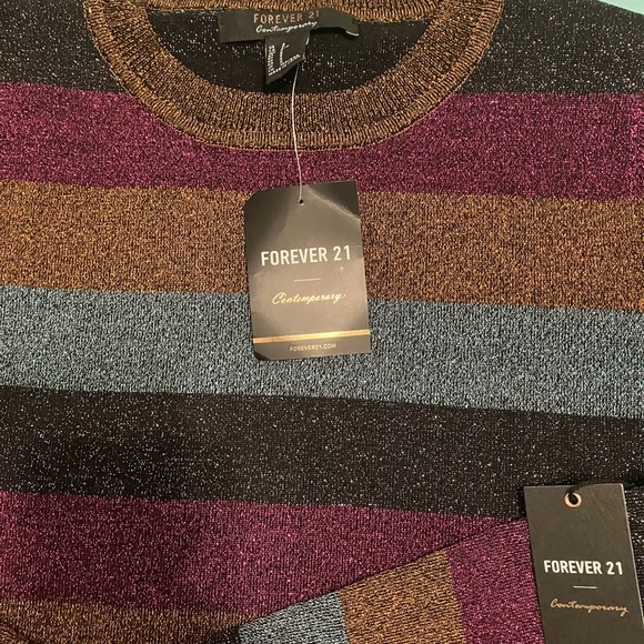 Forever 21 metallic sweater sz S festive - Picture 3 of 4